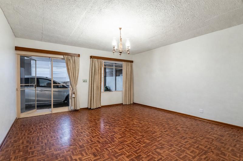 4 Bedroom Property for Sale in Waterkloof Ridge Gauteng