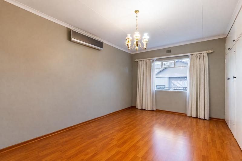 4 Bedroom Property for Sale in Waterkloof Ridge Gauteng