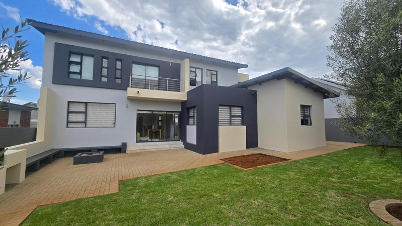 3 Bedroom Property for Sale in Midstream Meadows Gauteng