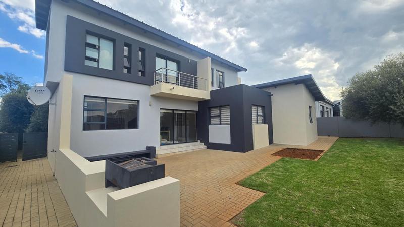 3 Bedroom Property for Sale in Midstream Meadows Gauteng