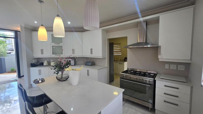 3 Bedroom Property for Sale in Midstream Meadows Gauteng