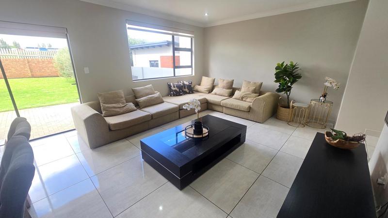3 Bedroom Property for Sale in Midstream Meadows Gauteng
