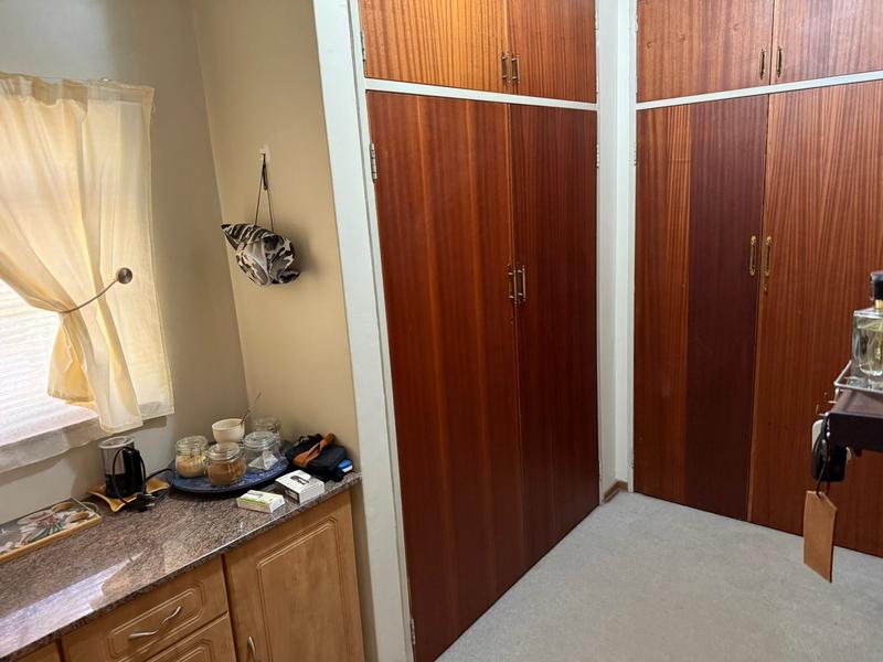 To Let 5 Bedroom Property for Rent in Raslouw Gauteng