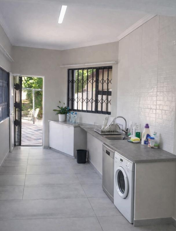 11 Bedroom Property for Sale in Lakefield Gauteng