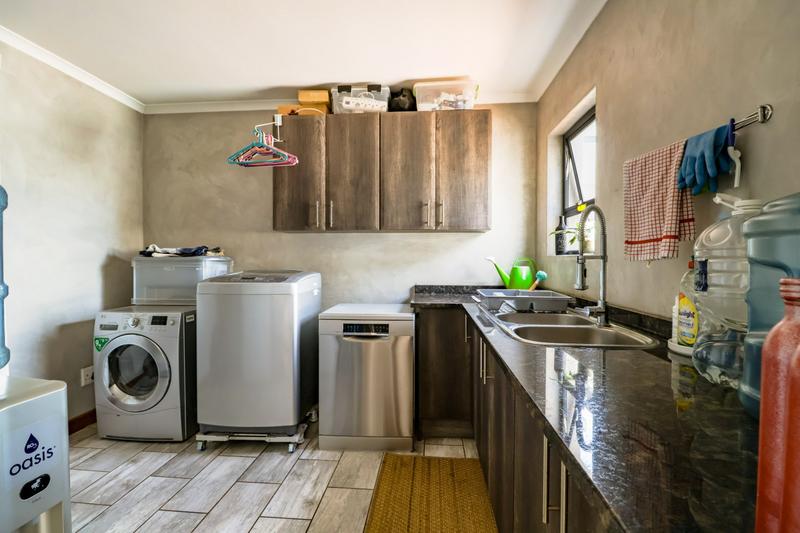 3 Bedroom Property for Sale in Copperleaf Estate Gauteng