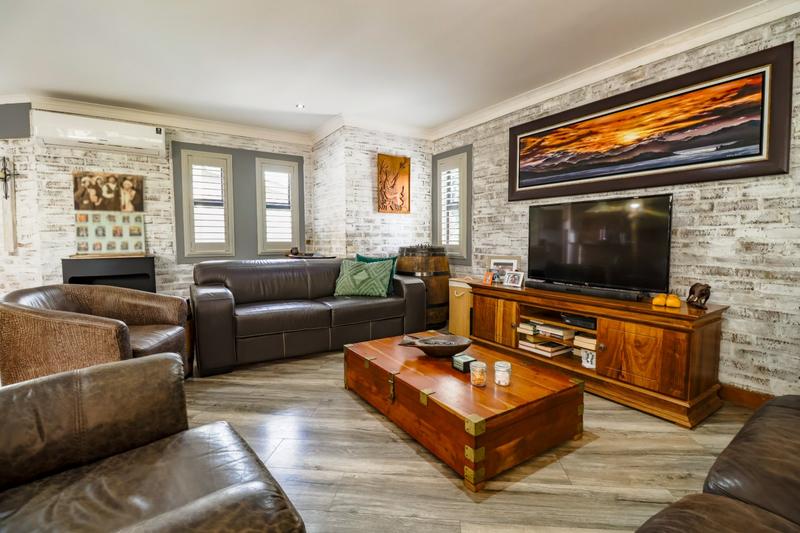 3 Bedroom Property for Sale in Copperleaf Estate Gauteng