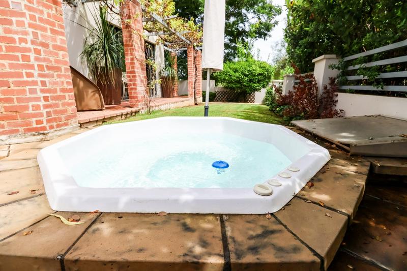 3 Bedroom Property for Sale in Copperleaf Estate Gauteng