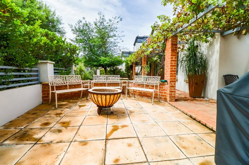 3 Bedroom Property for Sale in Copperleaf Estate Gauteng