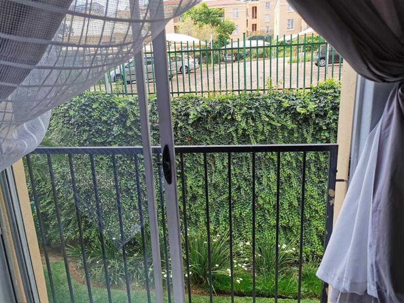 1 Bedroom Property for Sale in Northcliff Gauteng