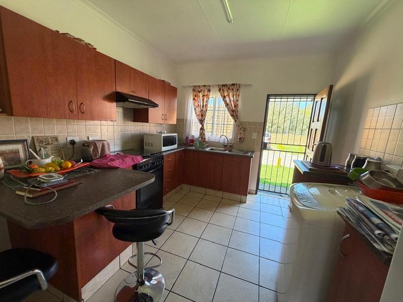 2 Bedroom Property for Sale in Kookrus Gauteng