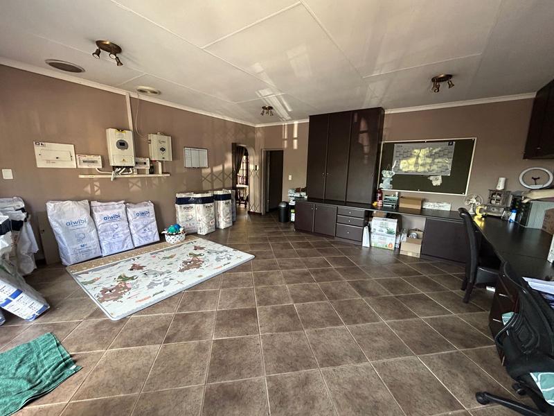 4 Bedroom Property for Sale in The Reeds Gauteng