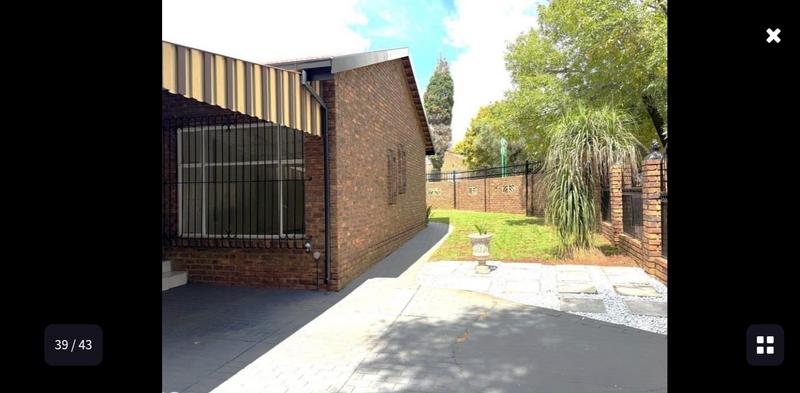 3 Bedroom Property for Sale in Wierda Park Gauteng
