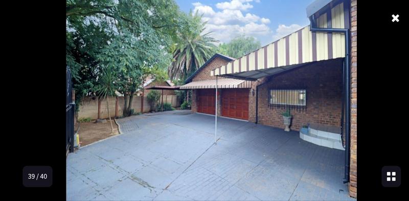 3 Bedroom Property for Sale in Wierda Park Gauteng