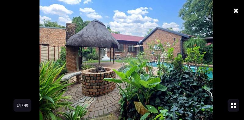 3 Bedroom Property for Sale in Wierda Park Gauteng