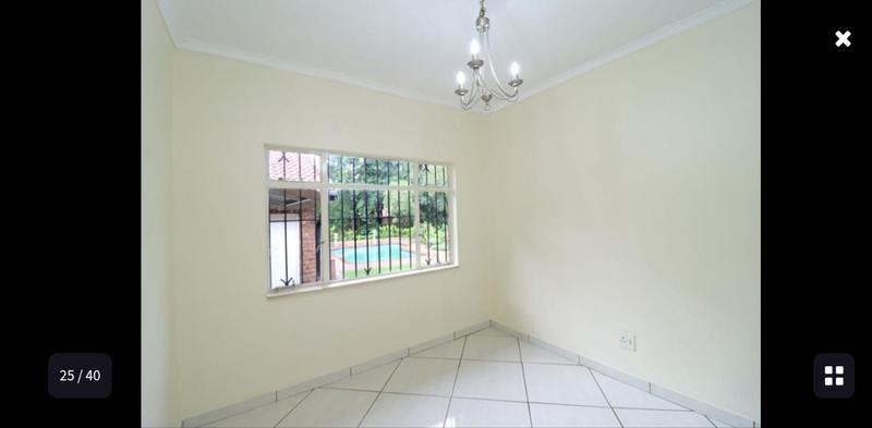 3 Bedroom Property for Sale in Wierda Park Gauteng