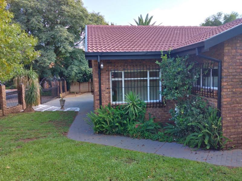 3 Bedroom Property for Sale in Wierda Park Gauteng