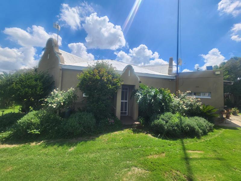 3 Bedroom Property for Sale in Westonaria Gauteng