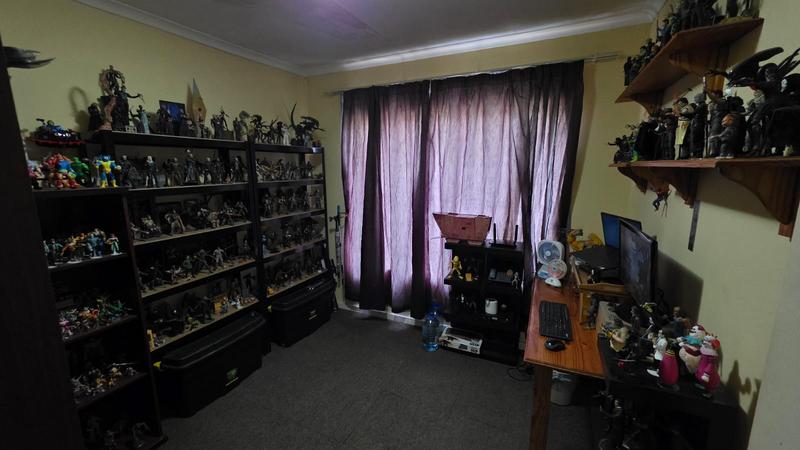 5 Bedroom Property for Sale in Doornpoort Gauteng