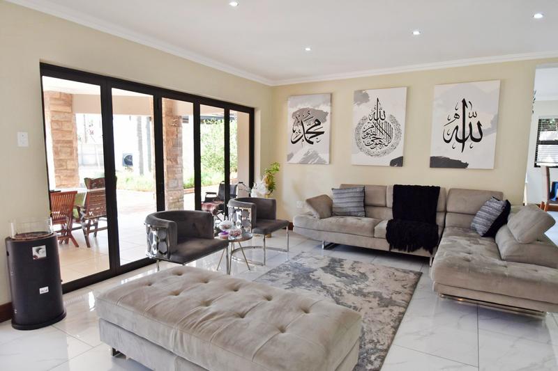 5 Bedroom Property for Sale in Bedfordview Gauteng