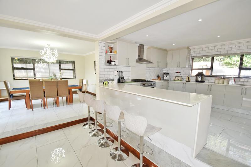 5 Bedroom Property for Sale in Bedfordview Gauteng