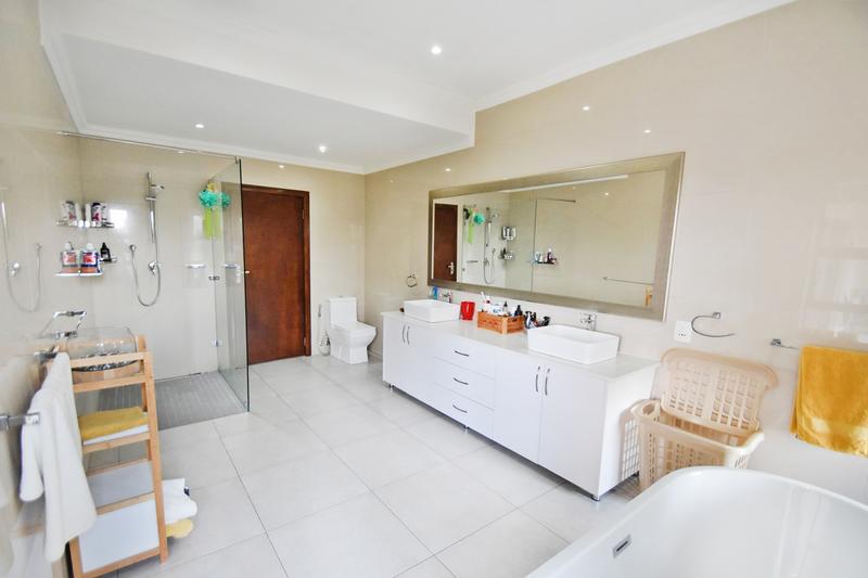 5 Bedroom Property for Sale in Bedfordview Gauteng