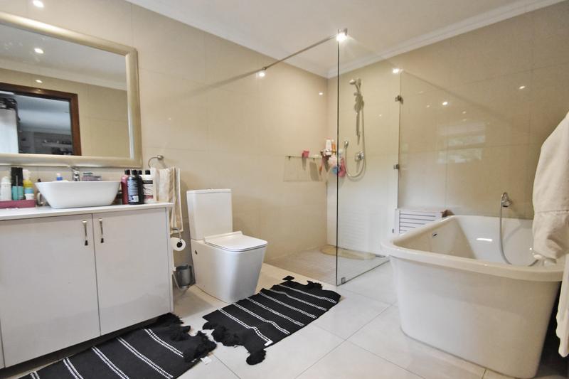 5 Bedroom Property for Sale in Bedfordview Gauteng