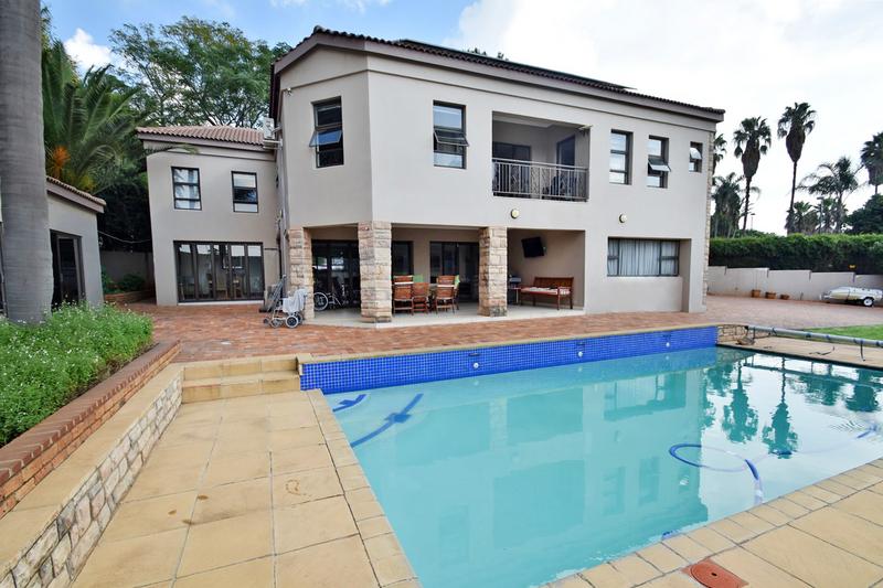 5 Bedroom Property for Sale in Bedfordview Gauteng