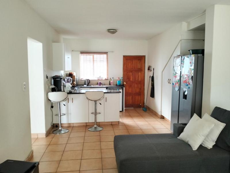 2 Bedroom Property for Sale in Crystal Park Gauteng