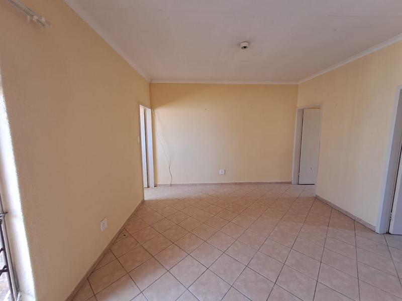 2 Bedroom Property for Sale in Olievenhoutbosch Gauteng