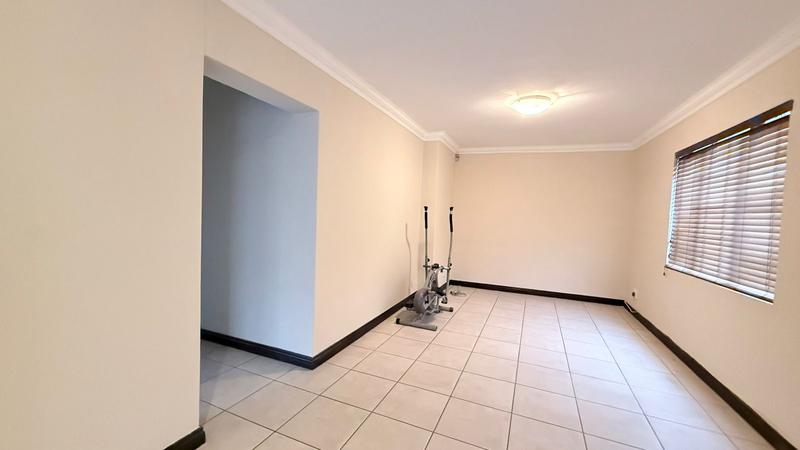 To Let 4 Bedroom Property for Rent in Midfield Estate Gauteng