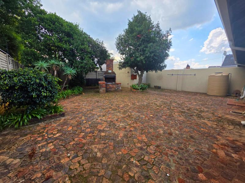 To Let 3 Bedroom Property for Rent in Nimrodpark Gauteng