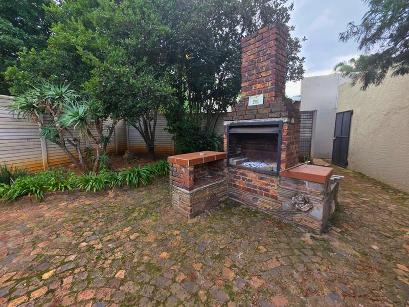 To Let 3 Bedroom Property for Rent in Nimrodpark Gauteng