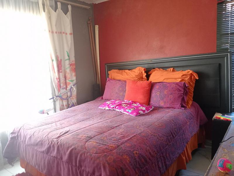 2 Bedroom Property for Sale in Protea Glen Gauteng