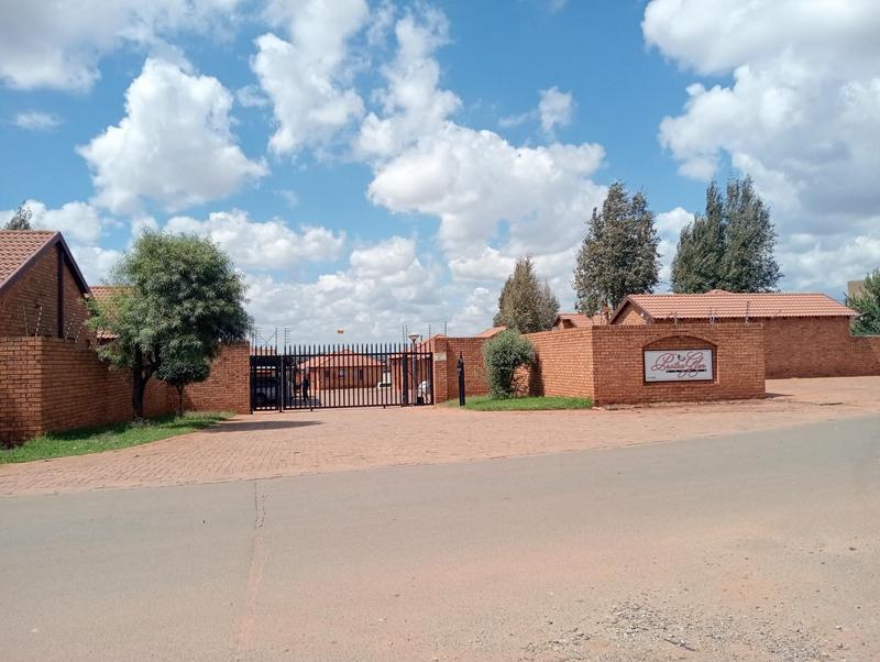 2 Bedroom Property for Sale in Protea Glen Gauteng