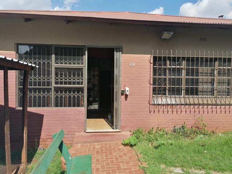 3 Bedroom Property for Sale in Bezuidenhout Valley Gauteng