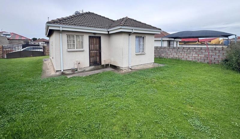 2 Bedroom Property for Sale in Crystal Park Gauteng