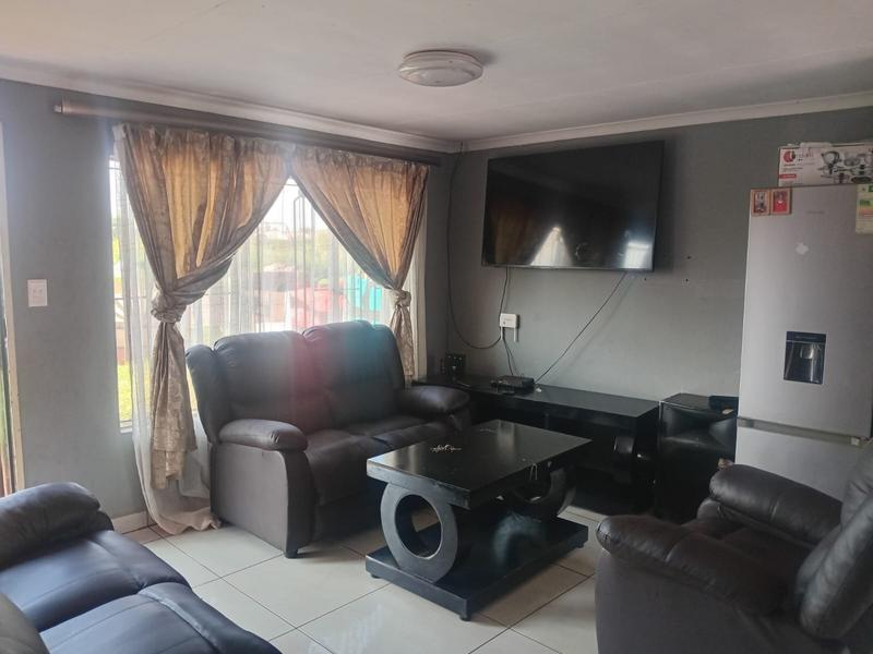 2 Bedroom Property for Sale in Vosloorus Gauteng