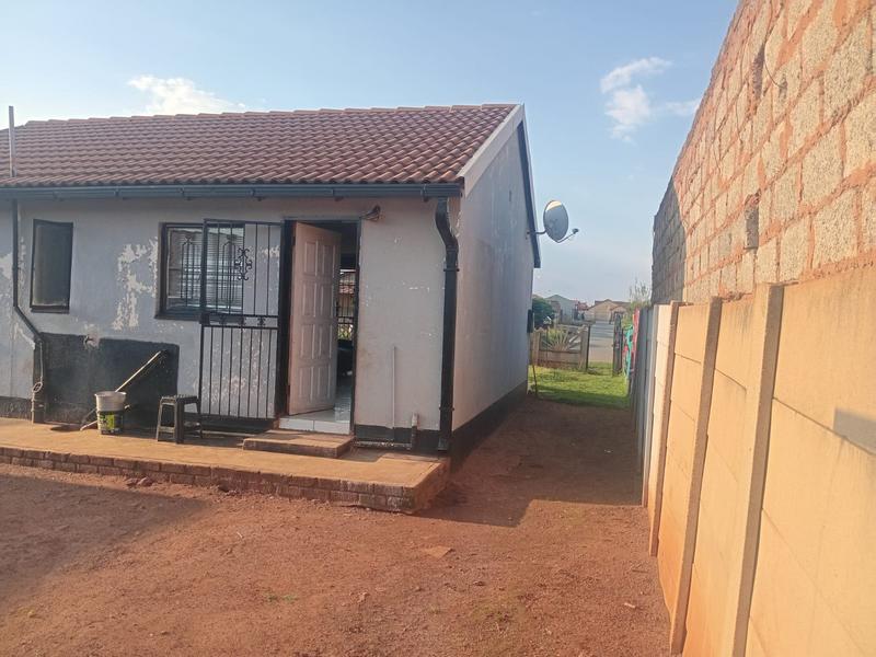 2 Bedroom Property for Sale in Vosloorus Gauteng