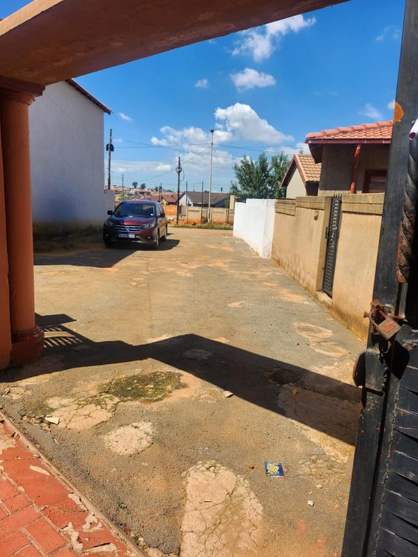 3 Bedroom Property for Sale in Dobsonville Gauteng