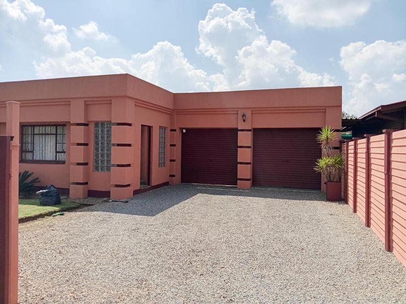 4 Bedroom Property for Sale in Vanderbijlpark CE Gauteng
