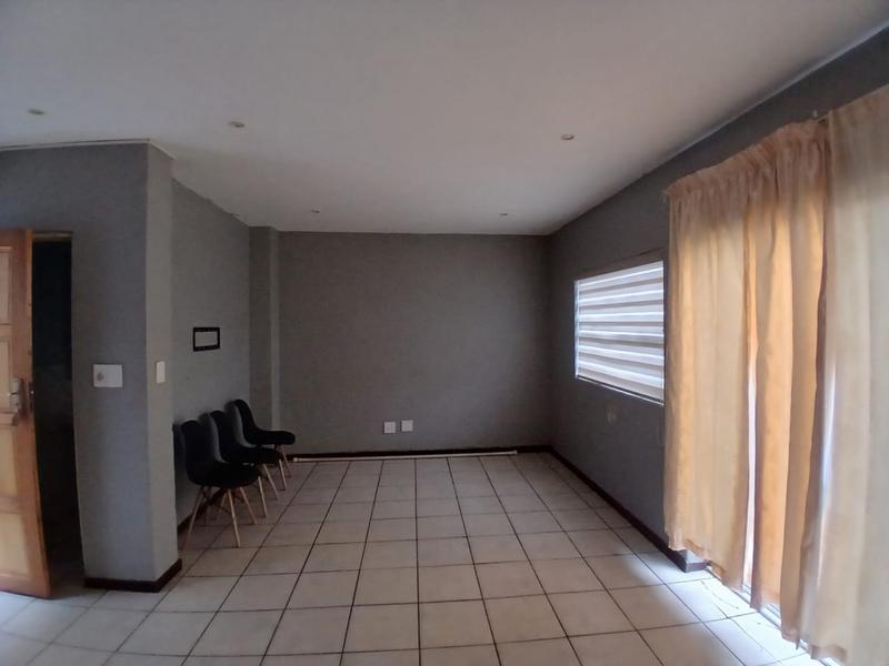 To Let 2 Bedroom Property for Rent in Pretoria North Gauteng