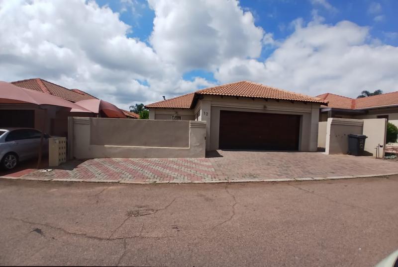 3 Bedroom Property for Sale in Heatherview Gauteng