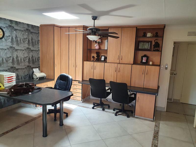 To Let 3 Bedroom Property for Rent in Rivonia Gauteng