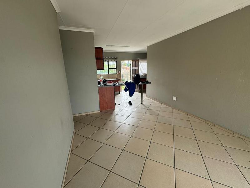 To Let 3 Bedroom Property for Rent in Struisbult Gauteng