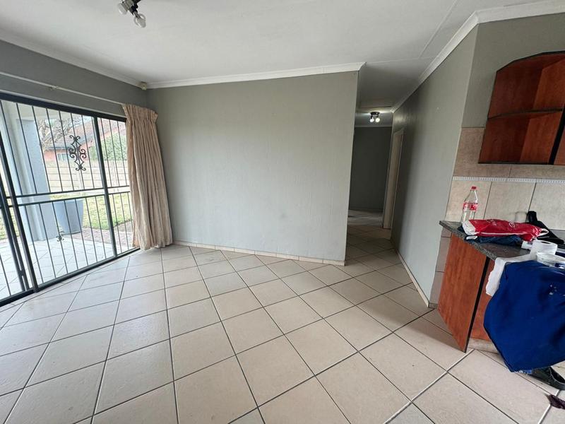 To Let 3 Bedroom Property for Rent in Struisbult Gauteng
