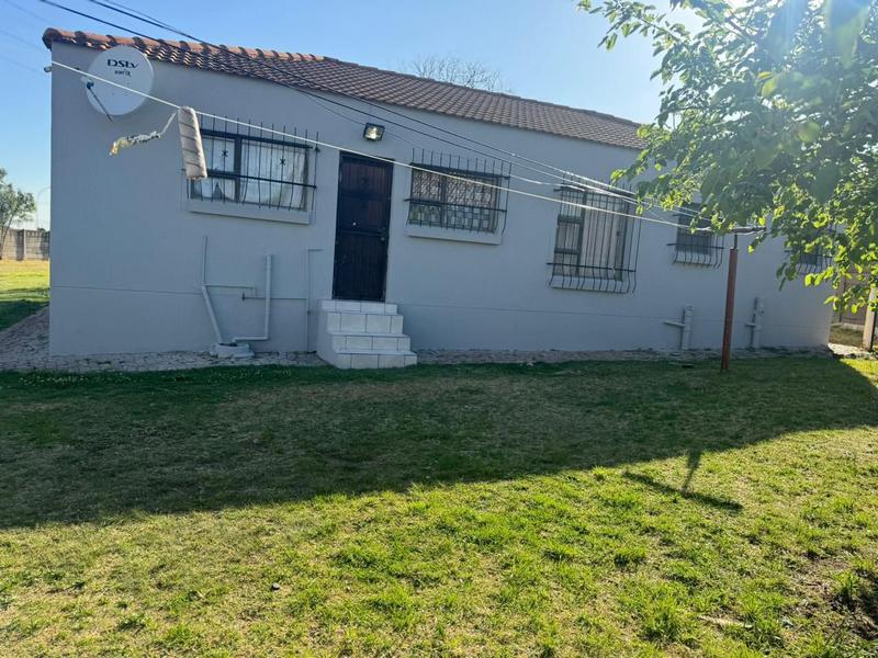 To Let 3 Bedroom Property for Rent in Struisbult Gauteng