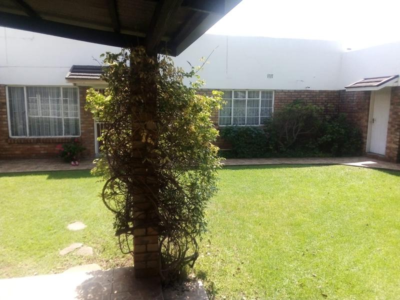 To Let 3 Bedroom Property for Rent in Primrose Gauteng