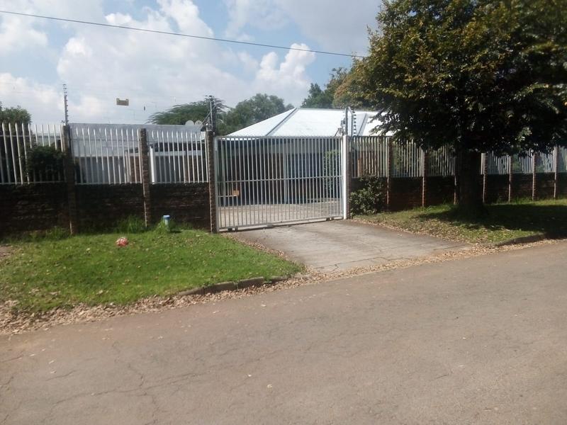 To Let 3 Bedroom Property for Rent in Primrose Gauteng