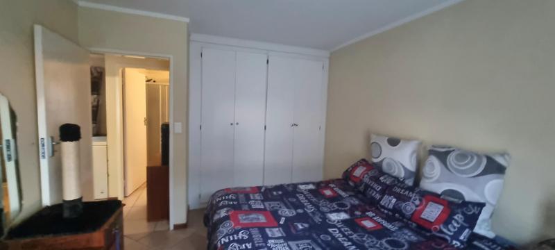 2 Bedroom Property for Sale in The Reeds Gauteng