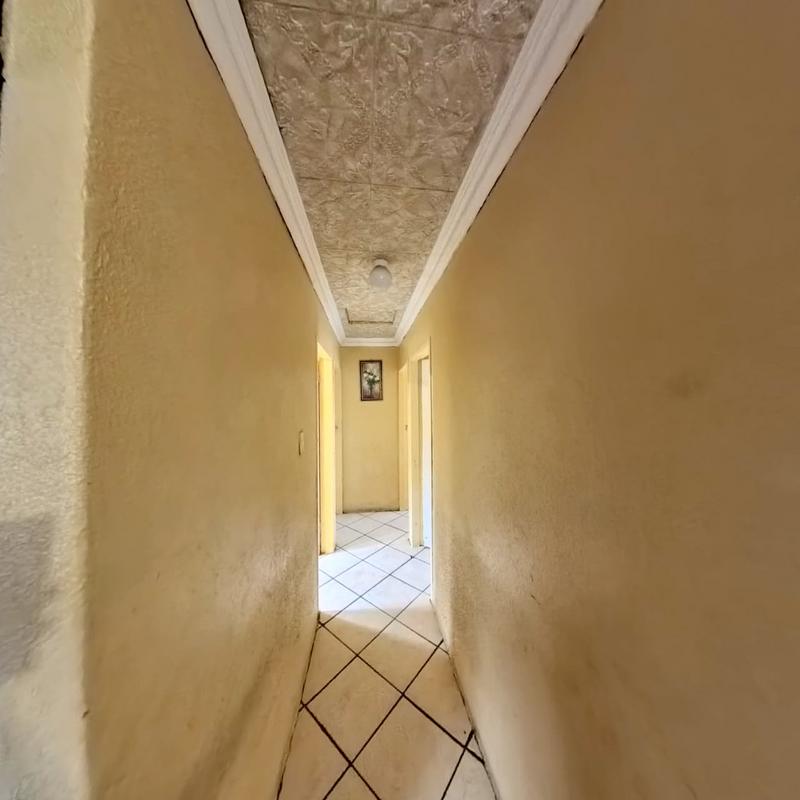 3 Bedroom Property for Sale in Clayville Gauteng